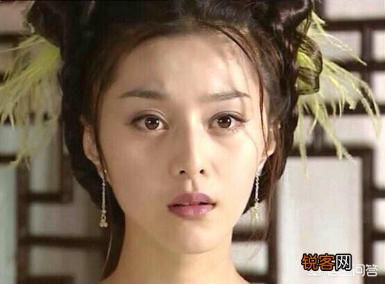 如果给国内称为女神的明星,按颜值排名的话你觉得最漂亮的三位都有谁？