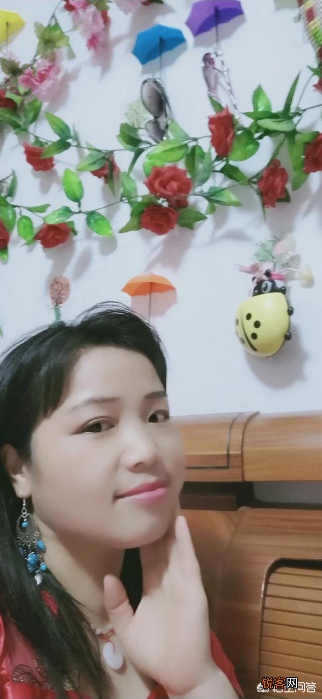 2019国际公认的娱乐圈中国第一美女是谁？你怎么看？