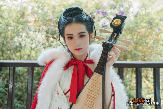 你觉得我国古代四大美人按照能力与智慧该如何排名？