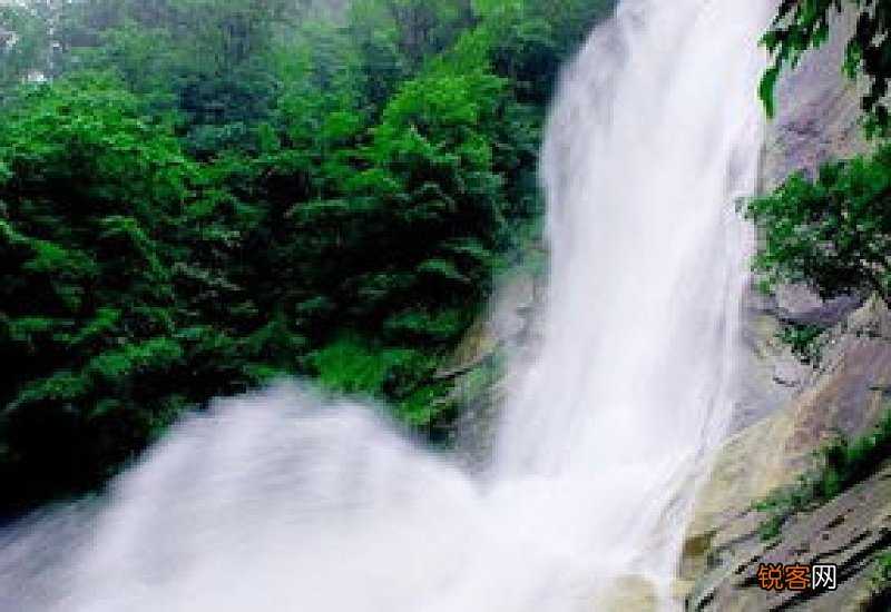 安徽天堂寨自驾游怎么玩？逛原始森林、赏瀑布、看风蚀怪石