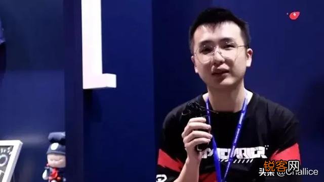 Dota2的CDEC.xm天梯达到10010分,为何国内仅有一名万分大神,国外却有十几名呢？