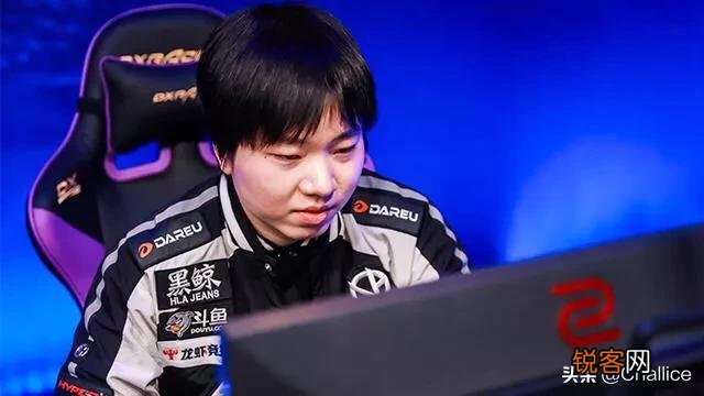 Dota2的paparize天梯排名第一,直播热度非常高,退役后能否成为“刀塔直播一哥”?