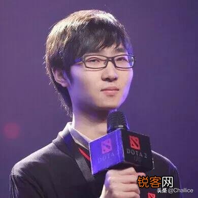Dota2的zhou神天梯排名68,这么高的排名,为何还是很多人调侃他是\＂最C\＂？