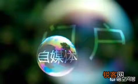 自媒体影视文章是推荐火热电影还是冷门电影好呢？热门都看过,冷门没人阅读；望有大神指点？
