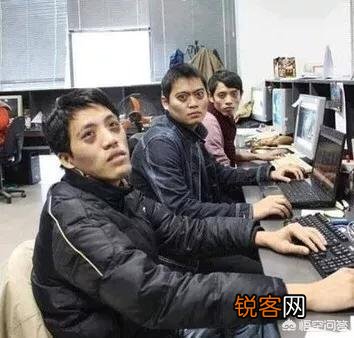 前端开发的应届生需要掌握哪些知识才能拿到8000元以上的工资？