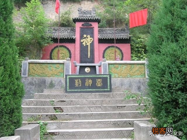 元始天尊为何不愿意让姜子牙成仙或者成神？