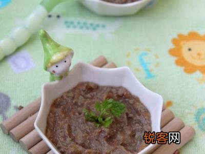 新生儿6个月后可以用哪些食物作为辅食,来确保足够的营养？