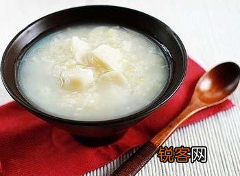 宝宝12个月可以吃些什么辅食？