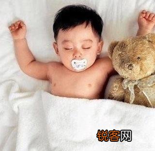 安抚奶嘴可以给宝宝用吗？有哪些好处和坏处？