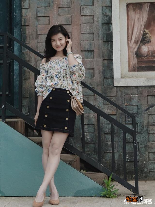女生买什么样的衣服才能穿出高级且不廉价的感觉？