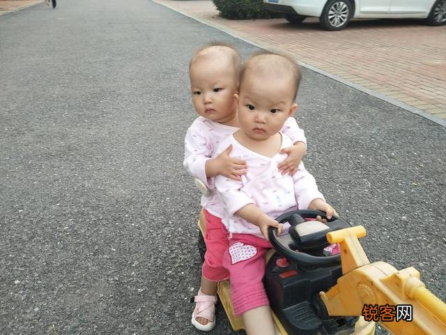 怀孕二胎没有征兆两个月胎停,8周有胎心,10周就胎停了,是为什么呢？