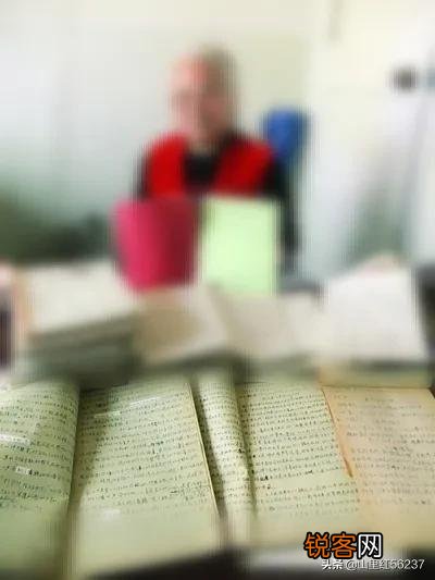 你在本子上面写过小说吗？