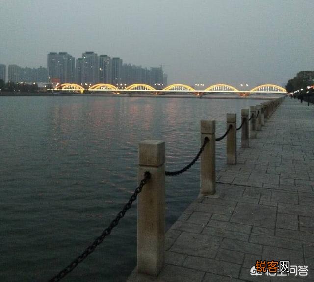 你最喜欢哪一部小说？