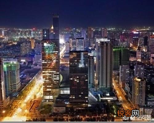 长沙和沈阳哪个城市更发达？