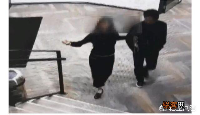 刘强东事件又有新情况,刘强东是被“受害者”请入公寓,你相信他是被“仙人跳”吗？