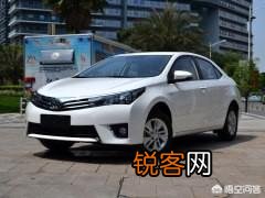 预算十万,哪款家用轿车比较好？丰田卡罗拉和大众朗逸买哪个？