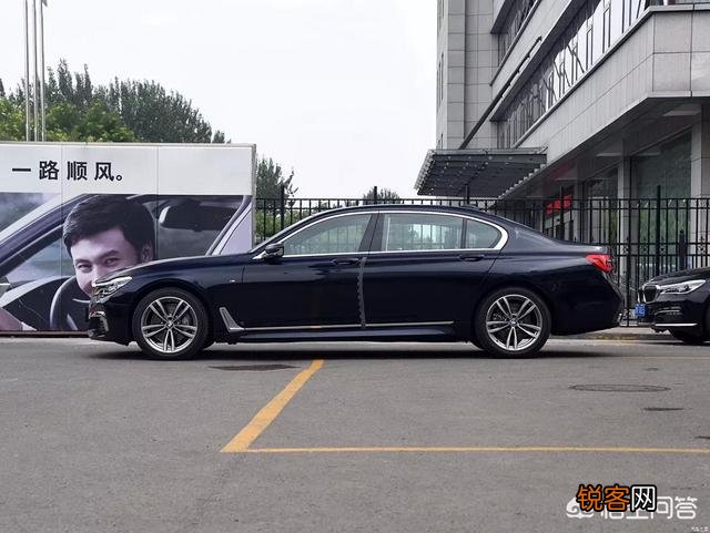 新款宝马7系跟二手玛莎Ghibli之间该如何选择？两款车的优势是什么？