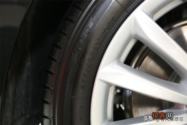 宝马7系2019款730Li豪华套装值得购买吗？