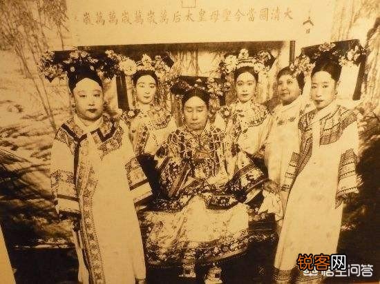 慈禧视察袁世凯军队掉了头上金簪为何没人敢拾？孟恩远拾了交给慈禧为何最后做了将军？