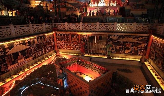 秦始皇陵里的水银如江河大海,古代是怎么做出那么多水银的呢？又是怎么存放的呢？
