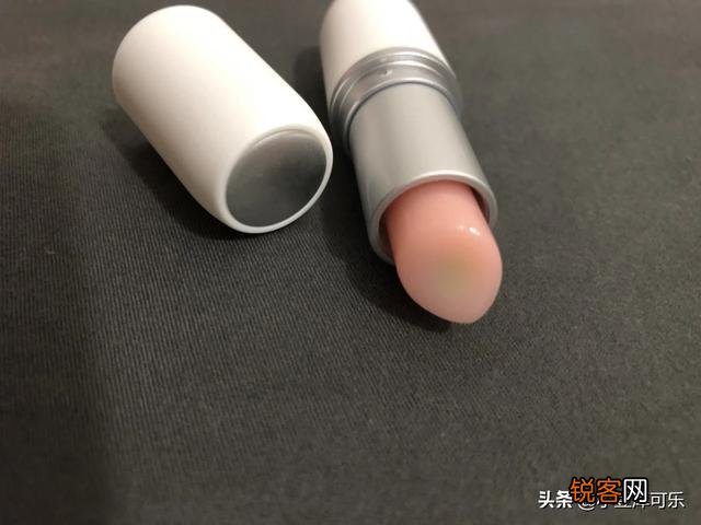 哪个牌子的润唇膏是让你回购五次以上的？