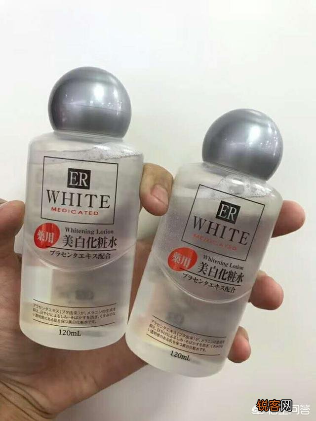 脸上肤色不均匀、额头和下巴黑,有什么美白效果好点的护肤品值得推荐?