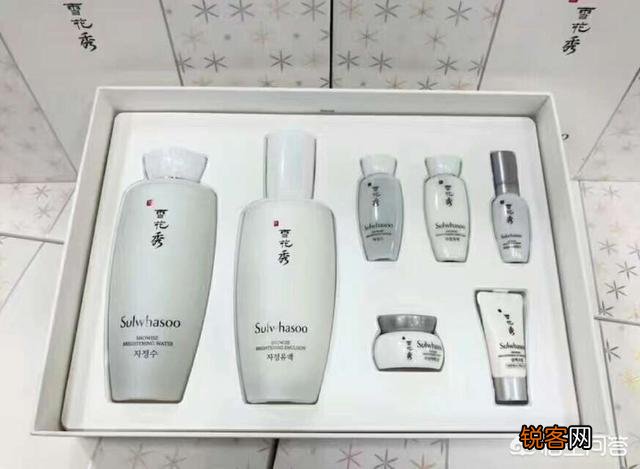 脸上肤色不均匀、额头和下巴黑,有什么美白效果好点的护肤品值得推荐?