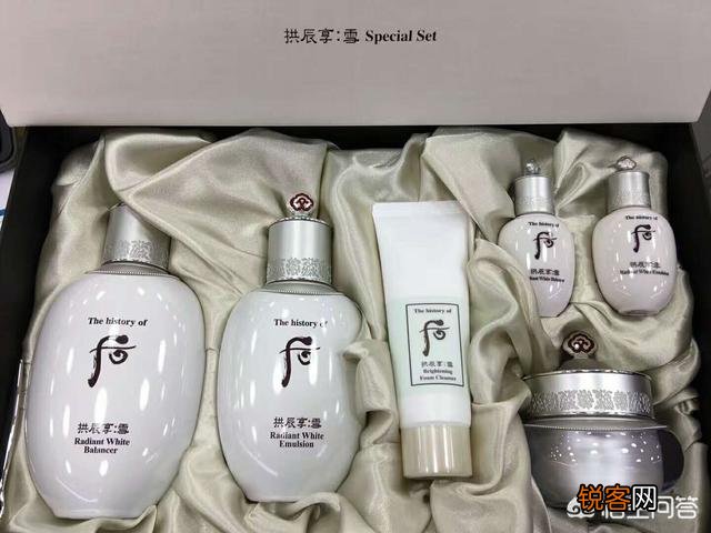 脸上肤色不均匀、额头和下巴黑,有什么美白效果好点的护肤品值得推荐?