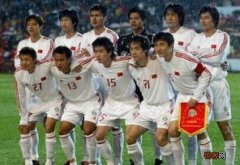 中国男足集训名单年龄老化引热议，球队是否真的没人了？