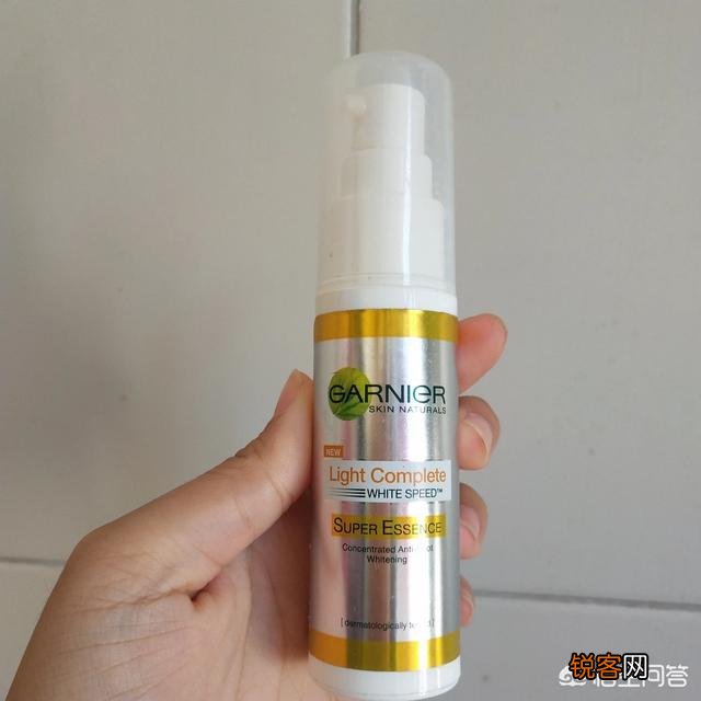 皮肤暗黄,有什么护肤品可以美白淡斑？