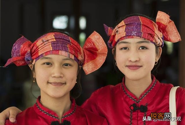 中国历史上娶了亲姐妹的皇帝有哪些？
