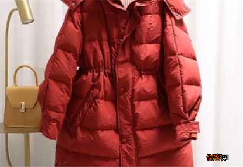 羽绒服拉链卡住衣服了怎么办?
