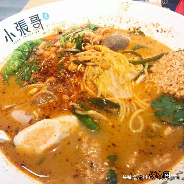 20岁了的我不想打工,想自己创业,做什么行业比较好吗？