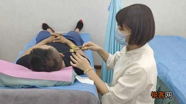 为什么街边突然出现了很多采耳店？