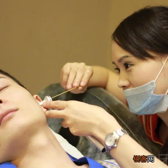 为什么街边突然出现了很多采耳店？