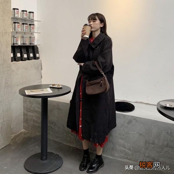 有哪些适合女大学生的衣服品牌？