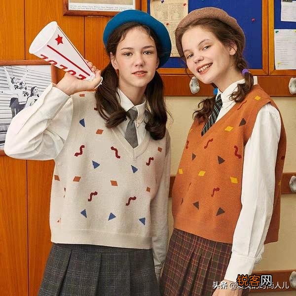 有哪些适合女大学生的衣服品牌？