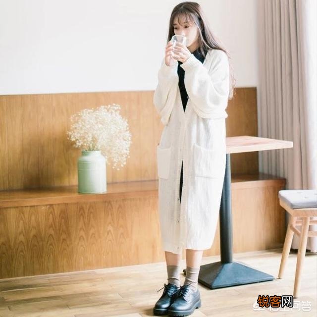 淘宝上有哪些好的小众女装店铺？