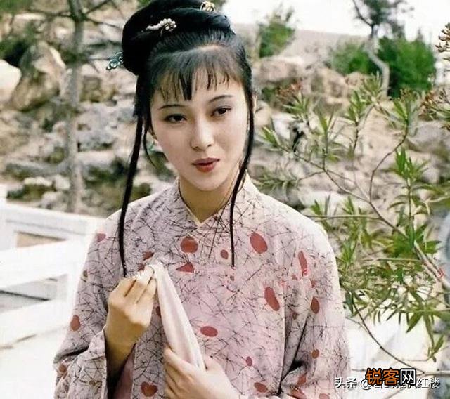 《红楼梦》中,邢岫烟存在的意义是什么？