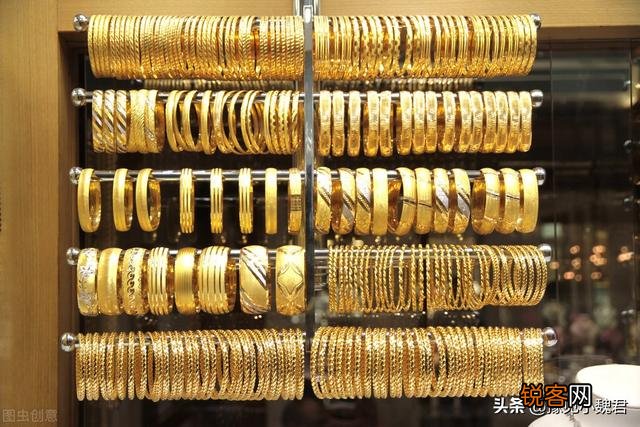 为什么说：千万不要随意相信珠宝直播间？