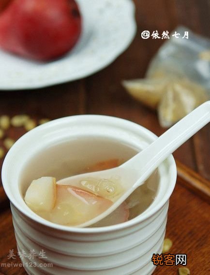 美容养颜好帮手 雪莲果红梨糖水