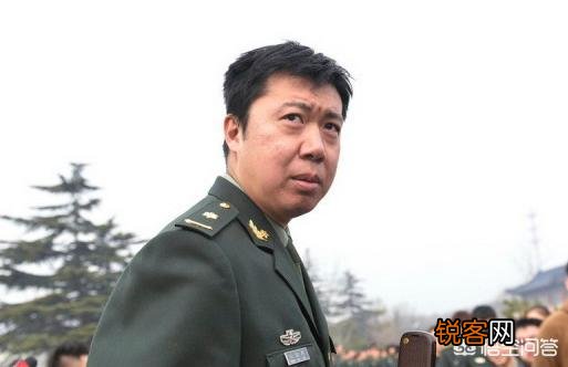 王治郅、刘玉栋、李楠、范斌和张劲松,当年的八一五虎谁的级别最高？待遇如何？