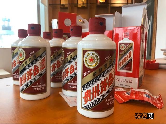 收藏茅台50箱,一瓶2500。十年后收益能达到多少？