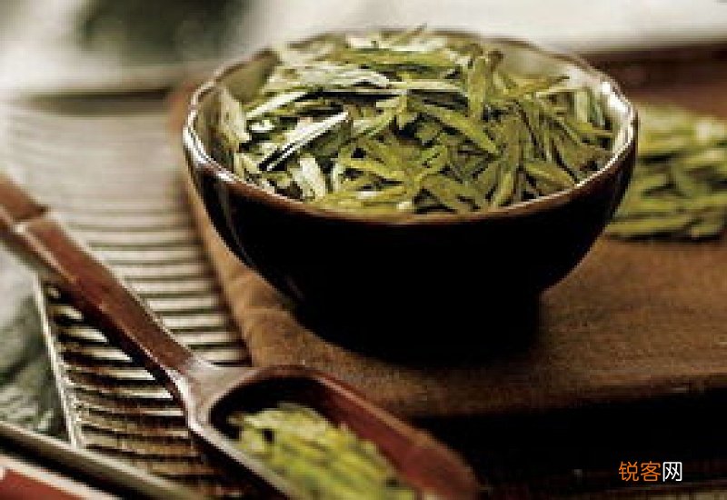 龙井茶应该用多少度的水来泡 龙井茶应该用多少度的水来泡好