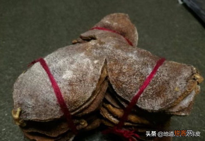 陈皮表面发白是发霉吗