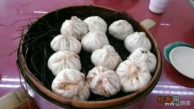 济南有哪些值得一去的餐馆,馆子里一定要尝试的菜式有哪些？