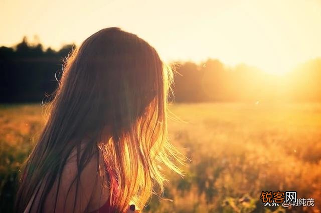 古人是无法了解外面的世界,今人用自媒体了解世界,我们幸运吗？为什么？