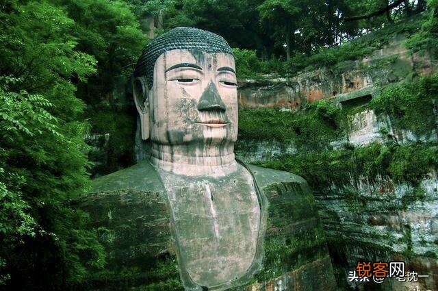 “神”和“佛”有什么区别？