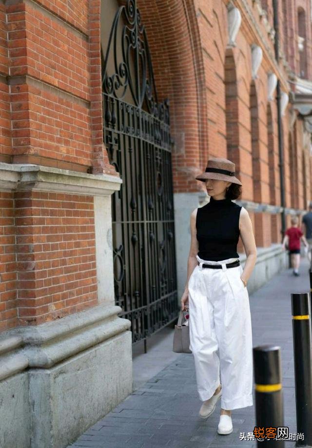 你认为女性这一生一定要穿哪些衣服？