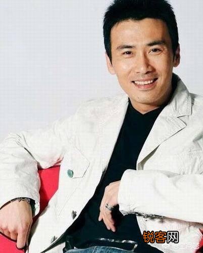 中国内地影视明星中,谁能称得上是名副其实的帅气？